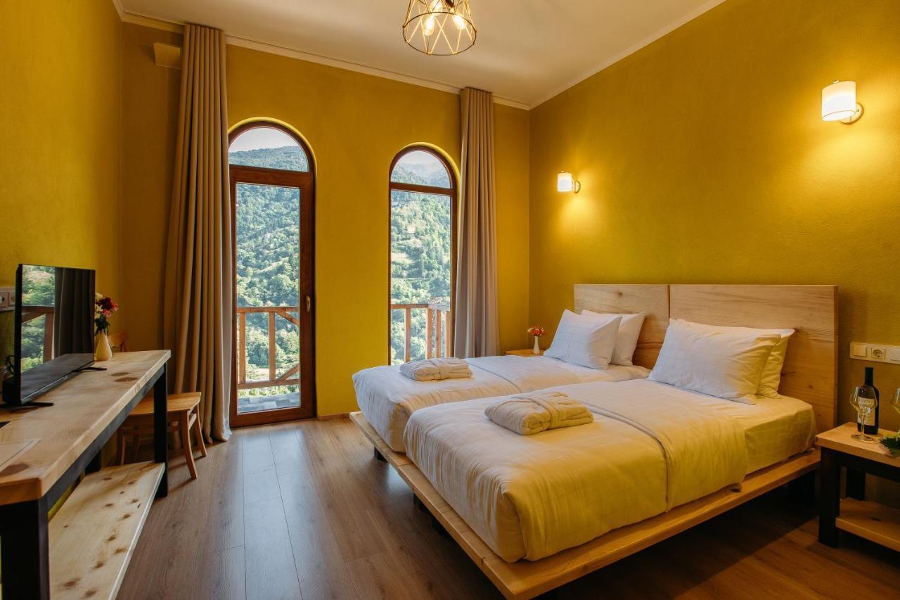 Hotel Chateau Iveri Varjanisi Экстерьер фото