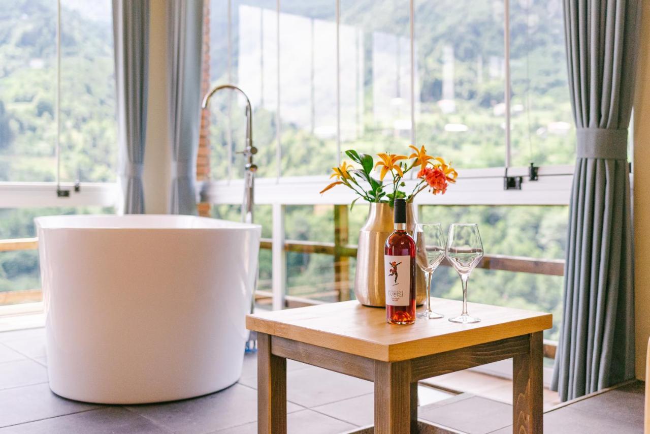 Hotel Chateau Iveri Varjanisi Экстерьер фото